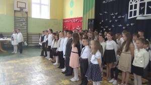 KONIEC ROKU SZKOLNEGO W DZIERZGOŃSKIEJ PODSTAWÓWCE - 26.06.2015 