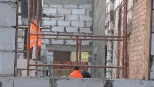DZIERZGOŃ: Lekkie spowolnienie prac i nieco wyższe koszty przy przebudowie remizy strażackiej – 07.02.2017