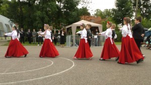 Regionalne przysmaki, wieńce i wspólna zabawa. Dożynki Powiatowe w Lichnowach – 11.09.2017