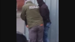 Policja rozbiła grupę przestępczą! Aresztowano 5 osób, zabezpieczono 5 kg narkotyków i 800 tabletek ecstasy! - 13.10.2017