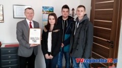 PRZYSZLI MATURZYŚCI Z ZESPOŁU SZKÓŁ NR 2 Z WIZYTĄ U BURMISTRZA. NOWY DWÓR GDAŃSKI - 13.03.2015