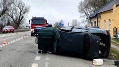 Powiat nowodworski. Zderzenie dwóch osobówek w Solnicy.