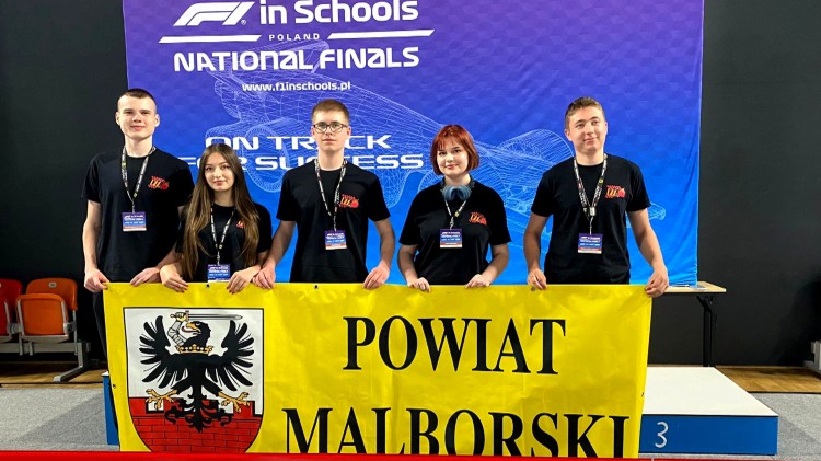 Malbork. Sukces uczniów II LO w prestiżowym konkursie F1 in Schools Poland.