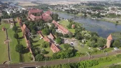 Przedzamcze Zamku Malbork: Przebudowa zabytkowych budynków gospodarczych&#8230;