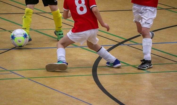 Gmina Nowy Staw. Ferie zimowe na sportowo i nie tylko.