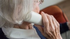 Nowy Dwór Gdański. Seniorka chciała zainwestować w akcje - straciła ponad 200 tys. zł.