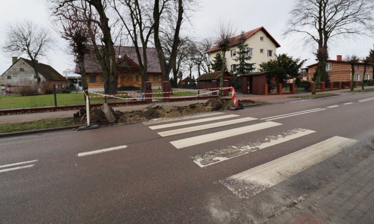 Nowy Staw. Będzie bezpieczniej – ruszyła przebudowa przejść dla pieszych.