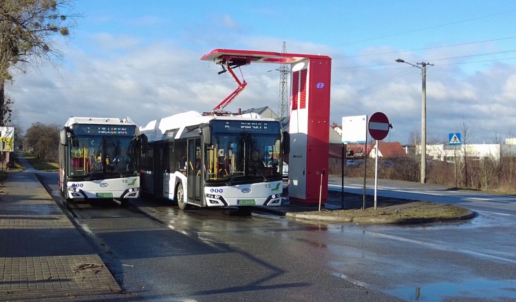 Za gorąco w autobusach elektrycznych w Malborku. Czy klimatyzacja działa? - pyta mieszkaniec.
