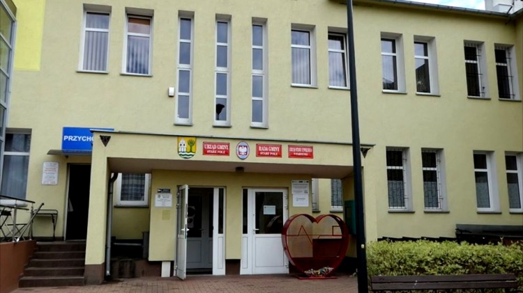 Gmina Stare Pole. Wkrótce budowa przystani wodnej w Ząbrowie i remont drogi w Kaczynosie – Kolonii.