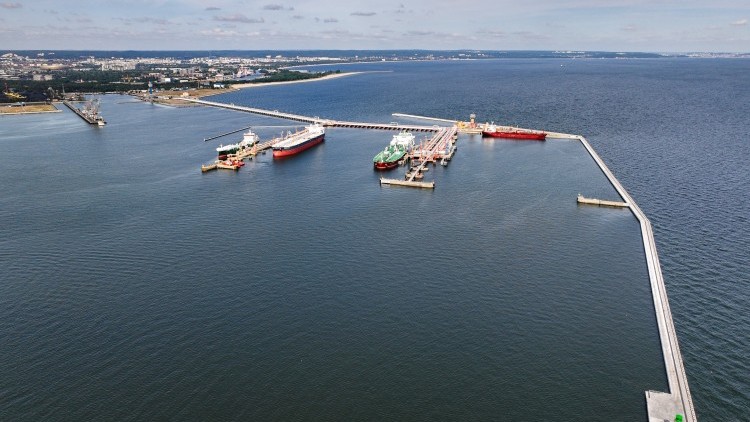 Ponad 58 mln ton towarów przeładowano w ciągu 9 miesięcy br. w Porcie Gdańsk