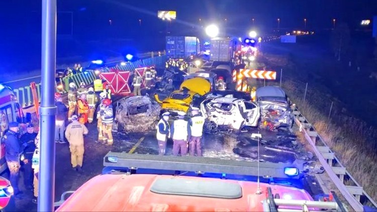 Rodzeństwo z powiatu malborskiego zginęło w karambolu na S7.