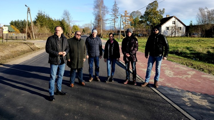 Powiat malborski. Końcowy odbiór przebudowy drogi w Ząbrowie.