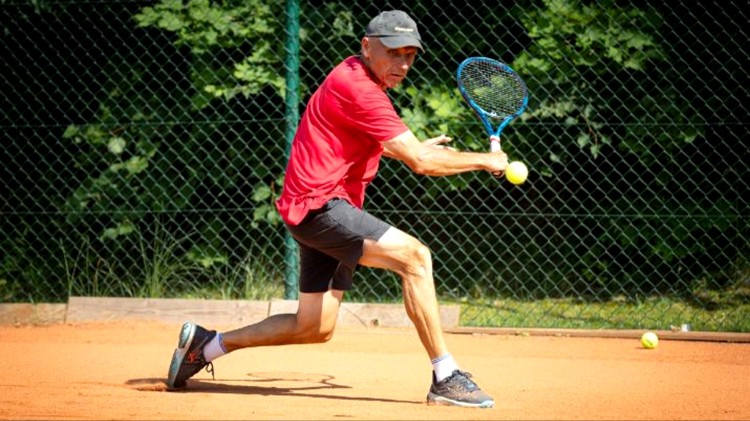 Malbork. Marek Gutjar najlepszym polskim tenisistą kategorii 65+.