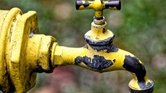 Od lutego płukanie sieci wodociągowej wody na całym obszarze działania Centralnego Wodociągu Żuławskiego połączone z chlorowaniem. Sprawdź kiedy i gdzie.