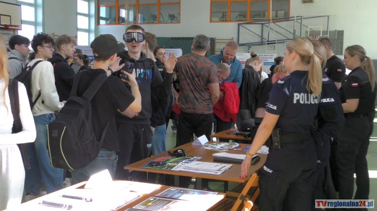 Decyzja o przyszłości w zasięgu ręki – XVI Malborskie Targi Edukacyjne. Wideo i zdjęcia