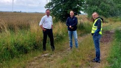 Wkrótce nowa droga w Starej Kościelnicy – kolejna inwestycja w gminie Miłoradz.