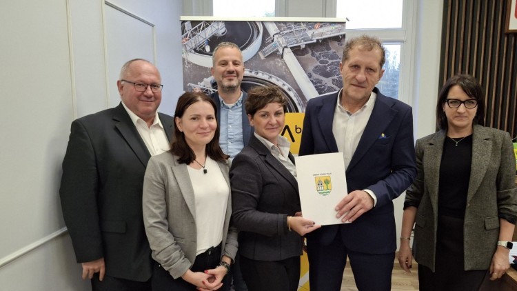 Nowa dokumentacja projektowa dla oczyszczalni ścieków w Starym Polu – krok w stronę nowoczesnej i wydajnej infrastruktury.