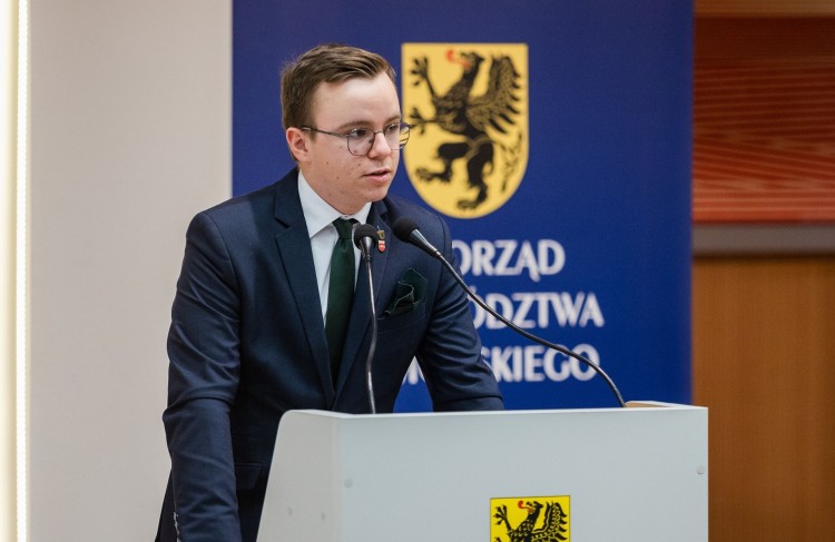 Jakub Wichowski z Barlewiczek radnym Młodzieżowego Sejmiku Województwa Pomorskiego.