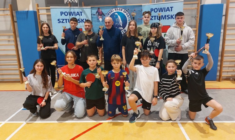 Turniej Tenisa Stołowego z okazji 107. rocznicy Odzyskania Niepodległości w Gościszewie.