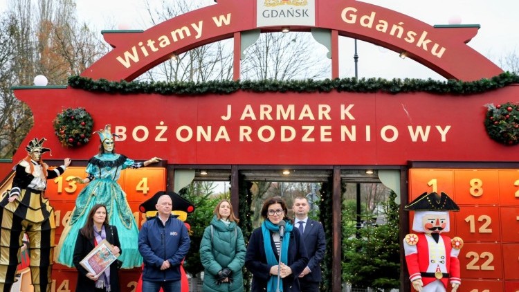 Gdański Jarmark Bożonarodzeniowy 2025 rusza 21 listopada – ekologia, kuchnie świata i świąteczne atrakcje.