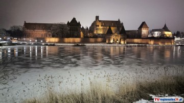 Zimowy wieczorny spacer w Malborku – cisza, historia i magia zimowej…