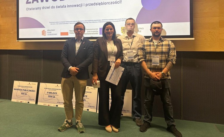 Uczniowie z Barlewiczek w finale konkursu Startup dla zawodowców.