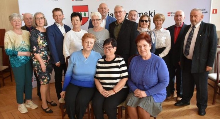 Powiat Sztumski ogłasza uzupełniający nabór do Rady Seniorów. Szansa na udział w pracach doradczych samorządu