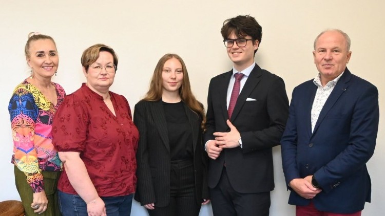 Projekt onBoard dla uczniów powiatu nowodworskiego. Ma pomóc młodym…