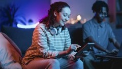 Jak mieszkańcy Pomorza spędzają wolny czas online? Nowe trendy w rozrywce cyfrowej