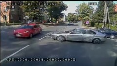 Staranował redakcyjny samochód. 18-latek zignorował znak STOP i wyprzedzał na skrzyżowaniu. Wypadek na Bałdowskiej w Tczewie - 26.09.2016