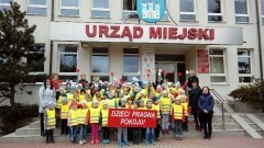Nowy Dwór Gdańsk. Przedszkolaki z Miejskiego Przedszkola nr 4 z wizytą w Urzędzie Miasta - 09.05.2017