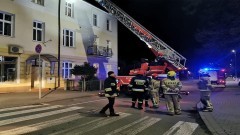 Nocna akcja strażaków. Pożar komina w Malborku.