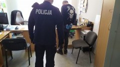 Podpalacz klatek schodowych w rękach policji.