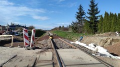 Koniec prac na przejeździe kolejowym w Nowej Wsi Malborskiej. Do położenia został nowy asfalt.