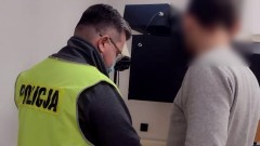 Malbork. W trakcie kontroli poszukiwany mężczyzna podał się za swojego brata.