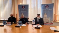 Urząd Morski w Gdyni podpisał umowę na dostawę pogłębiarki do obsługi drogi wodnej łączącej Zalew Wiślany z Zatoką Gdańską 