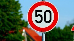 Powiat sztumski. Ponad 50 km/h więcej w terenie zabudowanym – mężczyźnie odebrano prawo jazdy.