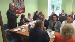SENATOR LESZEK CZARNOBAJ WYSTĄPIŁ PODCZAS IX SESJI RADY GMINY SZTUTOWO&#8230;