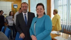 RENATA BEGER I SENATOR LESZEK CZARNOBAJ NA SESJI RADY MIEJSKIEJ. NOWY DWÓR GDAŃSKI - 24.06.2015