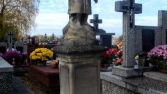 Powiat Nowodworski. Msze święte 1. listopada na cmentarzach. Godziny - 1.11.2015