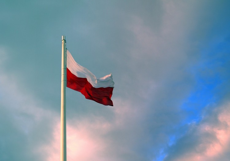 Gmina Stegna. Poradnik pt. "Biało-Czerwona" czyli jak czcić barwy narodowe&#8230;