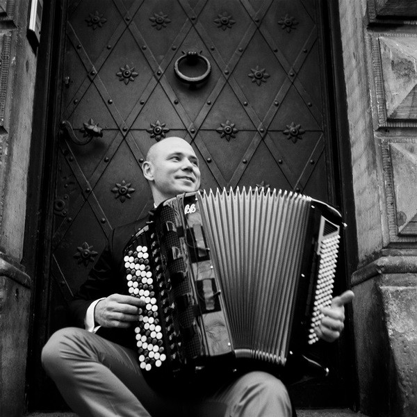 Elbląg: Koncert. Akordeonowe zakończenie roku. Elbląska Orkiestra Kameralna.&#8230;