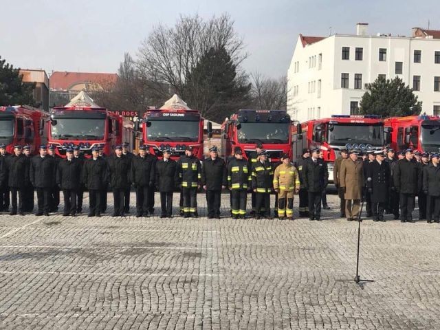 Nowe samochody dla jednostek OSP Nowy Dwór Gdański oraz OSP Lubieszewo&#8230;