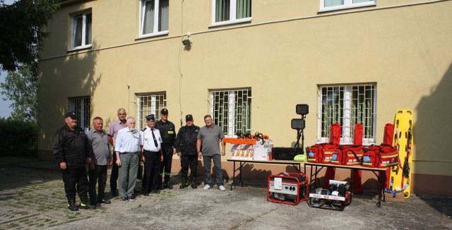 Gmina Ostaszewo: Przekazanie nowego sprzętu dla Ochotniczych Straży&#8230;