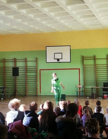 Mikoszewo: Teatr Pinezka wystąpił dla uczestników Dnia Otwartego w&#8230;