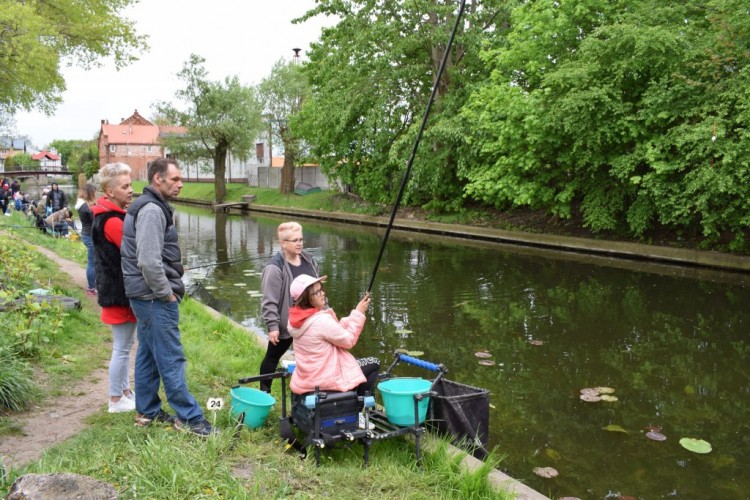 Ponad 40 uczestników wzięło udział w Zawodach Wędkarskich dla Dzieci&#8230;