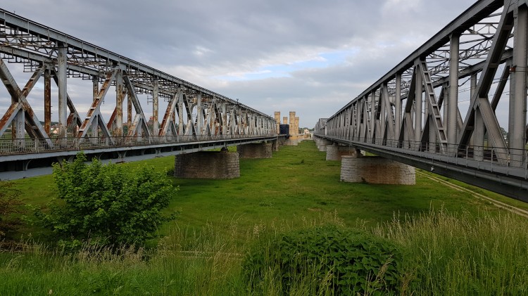 Fala wezbraniowa na Wiśle. Alerty hydrologiczne na Pomorzu