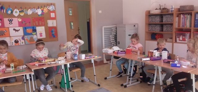 Lubieszewo: "Jak oczyścić ocean z plastiku?". Warsztaty artystyczno&#8230;