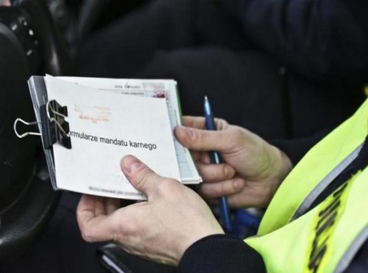 Malbork. Kierowca pod wpływem narkotyków. Policjanci podsumowali akcję „Prędkość”.
