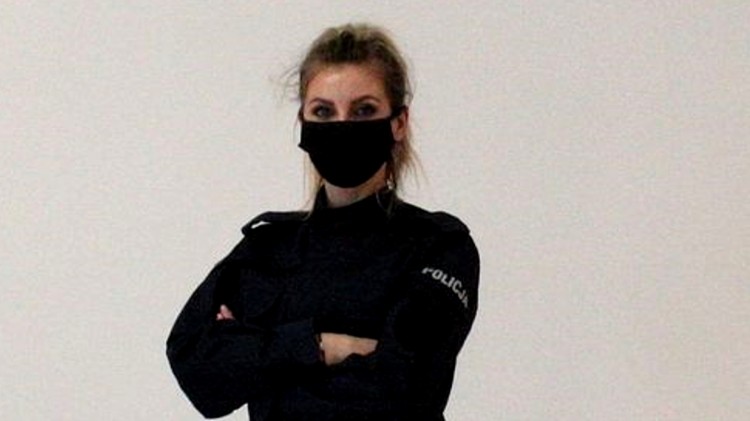 Malbork. Nowa policjantka w malborskiej komendzie. Ty też możesz zostać pomorskim policjantem.